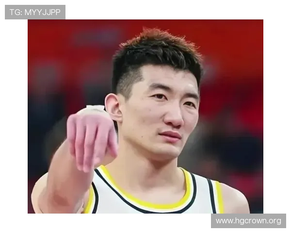 男篮集训名单出炉四大球员无缘引热议邹阳李弘权被质疑顶级后卫成牺牲品